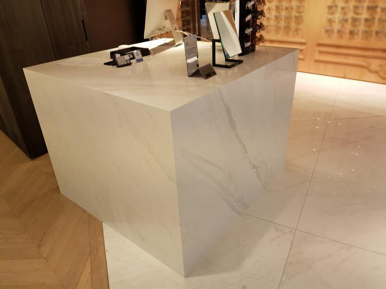 Carrelage Norme Upec Le Bon Choix Pour Les Batiments Commerciaux Pour Votre Amenagement De Magasin Bureau Marie Collectivite Paris